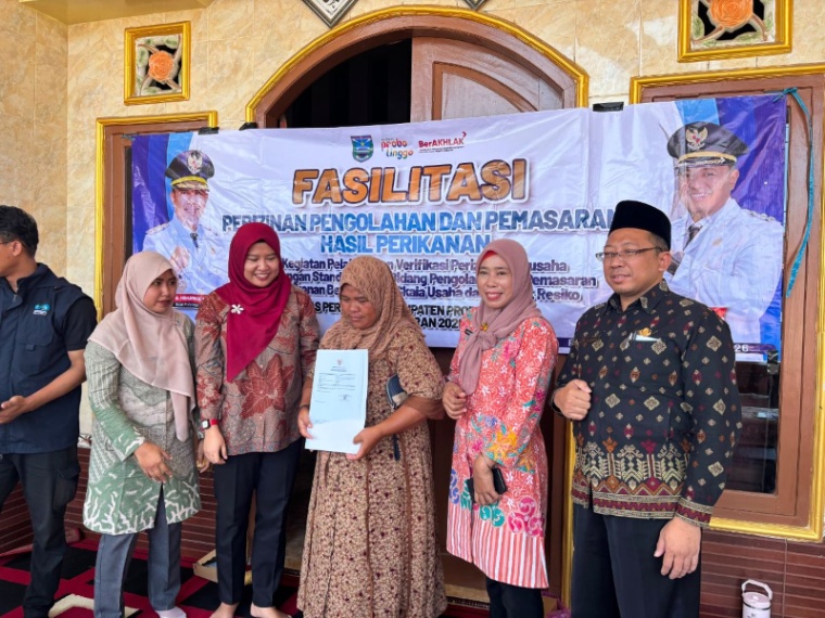 BPJPH Perkuat Sinergi Jaminan Produk Halal Melalui Fasilitasi Perizinan Usaha Pengasapan Ikan di Kabupaten Probolinggo