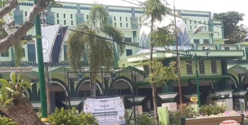 Masjid Agung Ar-raudlah, Simbol Kabupaten Probolinggo Sebagai Kota Santri