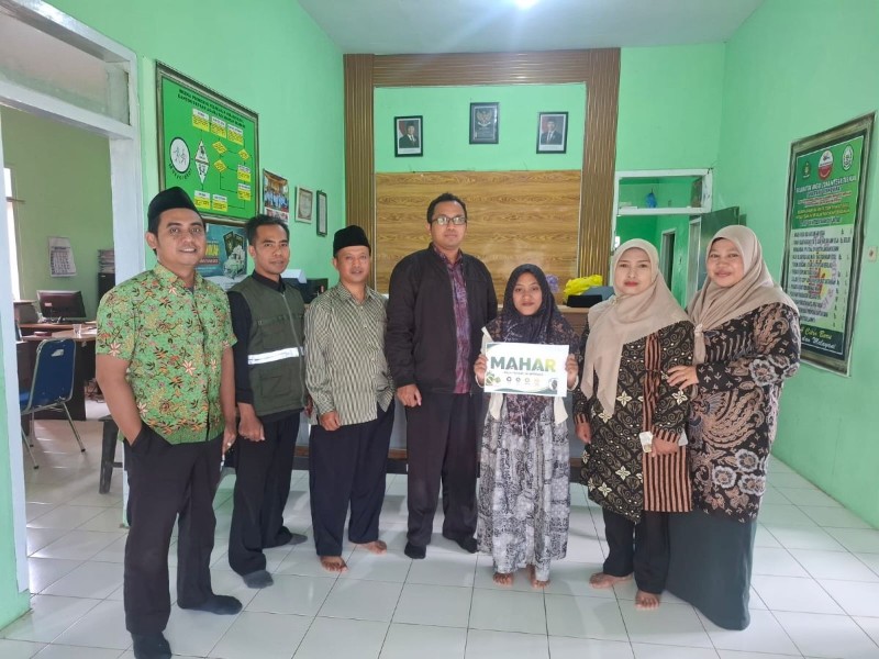 KUA Sumber Sosialisasikan Gerakan MAHAR: Tegaskan Pelayanan Nikah dan Wakaf Bebas Gratifikasi