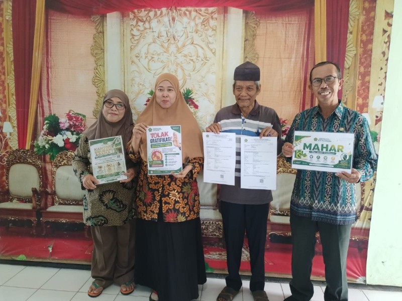 ASN KUA Pajarakan Mendukung Gerakan MAHAR dalam Melayani Masyarakat
