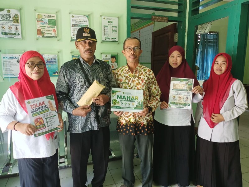 Transformasi Digital: KUA Pajarakan Dorong Layanan Online dan Transparan