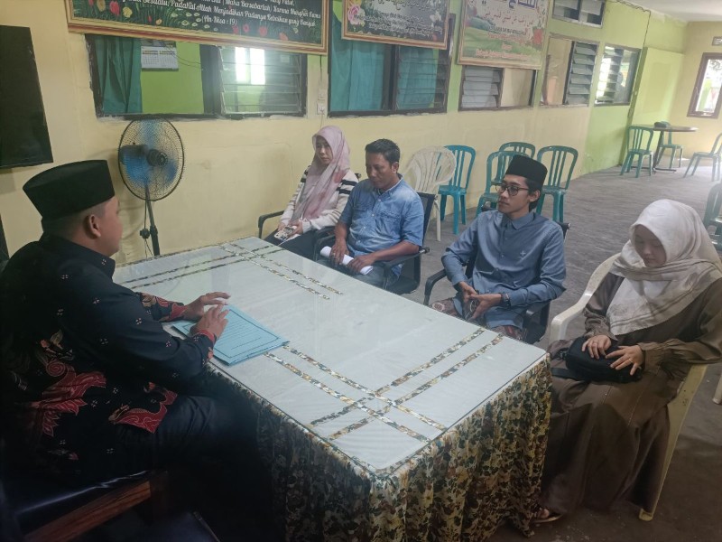 Saya Lebih Mantap! : Bimbingan KUA Kraksaan Tepat Sasaran, Bangun Kesadaran Peran Suami-Istri