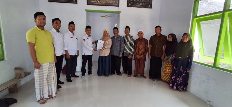 Wujudkan Legalitas,  KUA Krejengan Laksanakan Akta Ikrar Wakaf