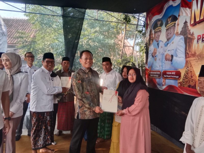 Kemenag Apresiasi Sinergi Sertifikasi Wakaf dan PTSL dalam Momentum Maulid Nabi di Karengkidul