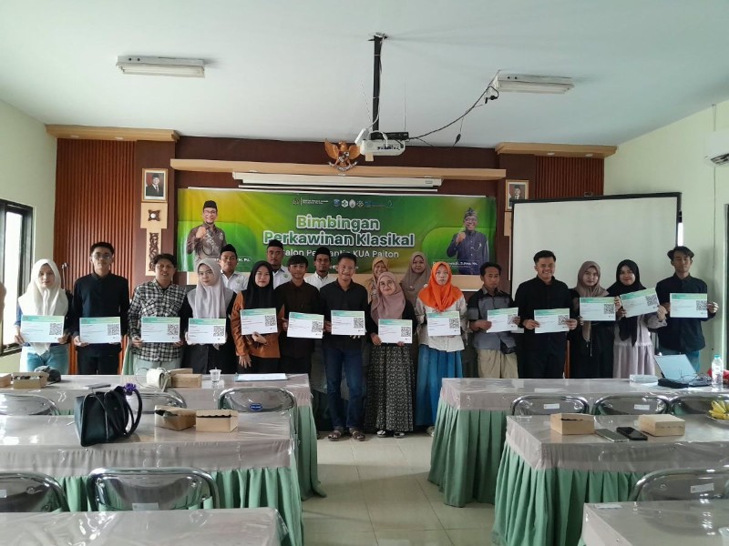 KUA Paiton Gandeng Puskesmas Bekali Calon Pengantin