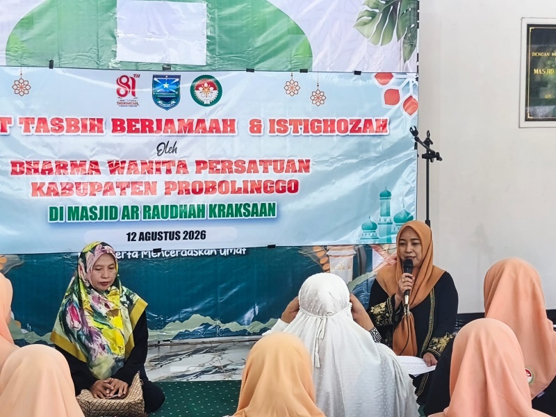 Perkuat Silaturrahmi Jelang HUT Kemerdekaan RI, DWP Probolinggo Gelar Salat Tasbih Berjemaah dan Istigasah