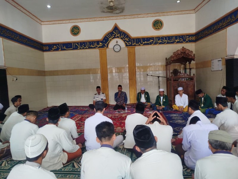 Pesan Jibril yang Menggetarkan Hati, Penyuluh Agama Ajak Warga Binaan Rutan Kraksaan Bermuhasabah