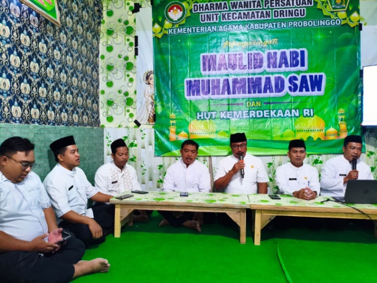 KUA Dringu Peringati Maulid Nabi, Teladani Akhlak Rasulullah