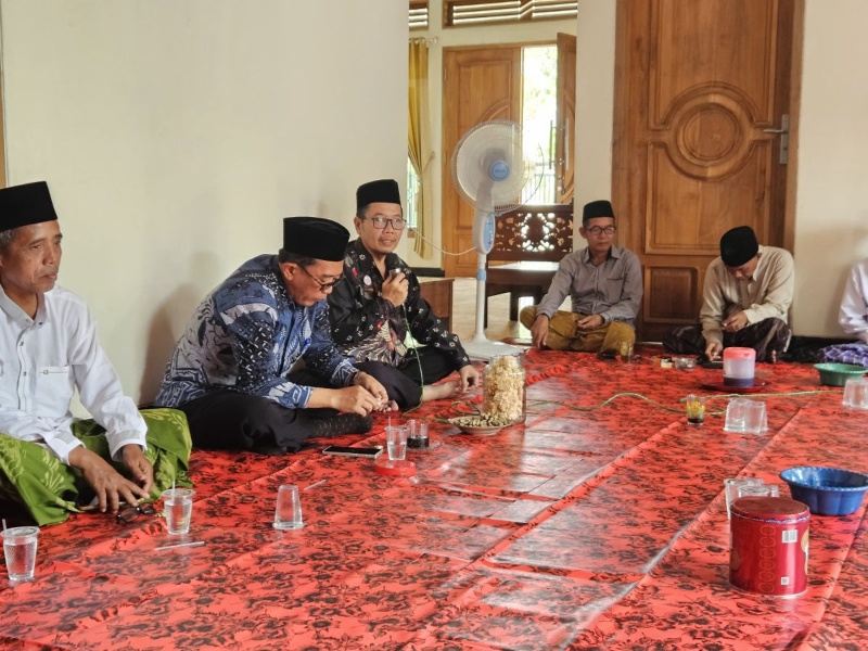KUA Kraksaan Sosialisasikan Administrasi Pernikahan Sesuai PMA 30 Tahun 2024
