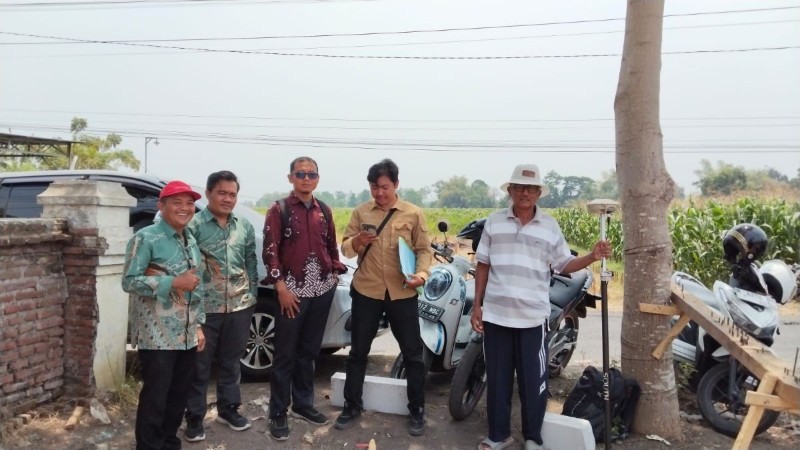 Percepatan Sertifikasi Tanah Wakaf, KUA Besuk Dampingi BPN Ukur Lahan Masjid Baru di Alaskandang