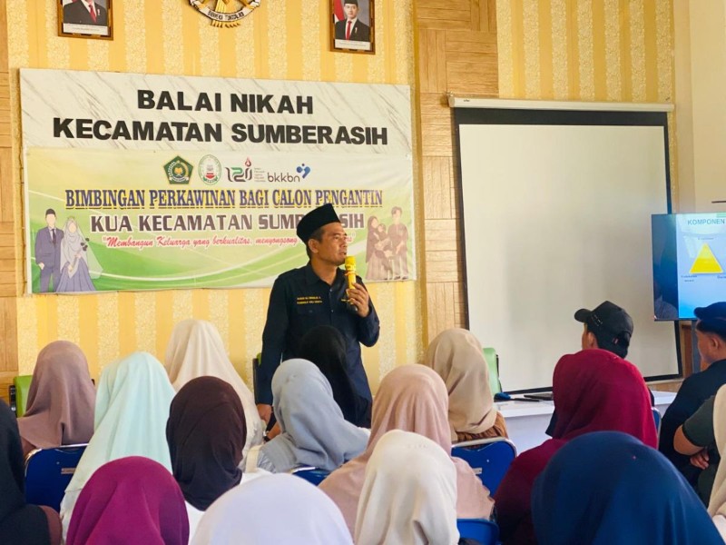 Tak Sekadar Siap Akad, 33 Pasang Catin KUA Sumberasih Diperkuat melalui Binwin
